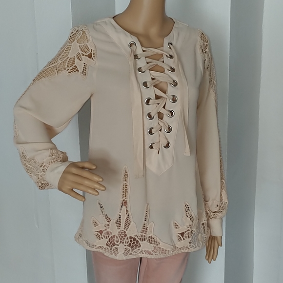 Gimmicks BKE Blouse - Picture 1 of 4